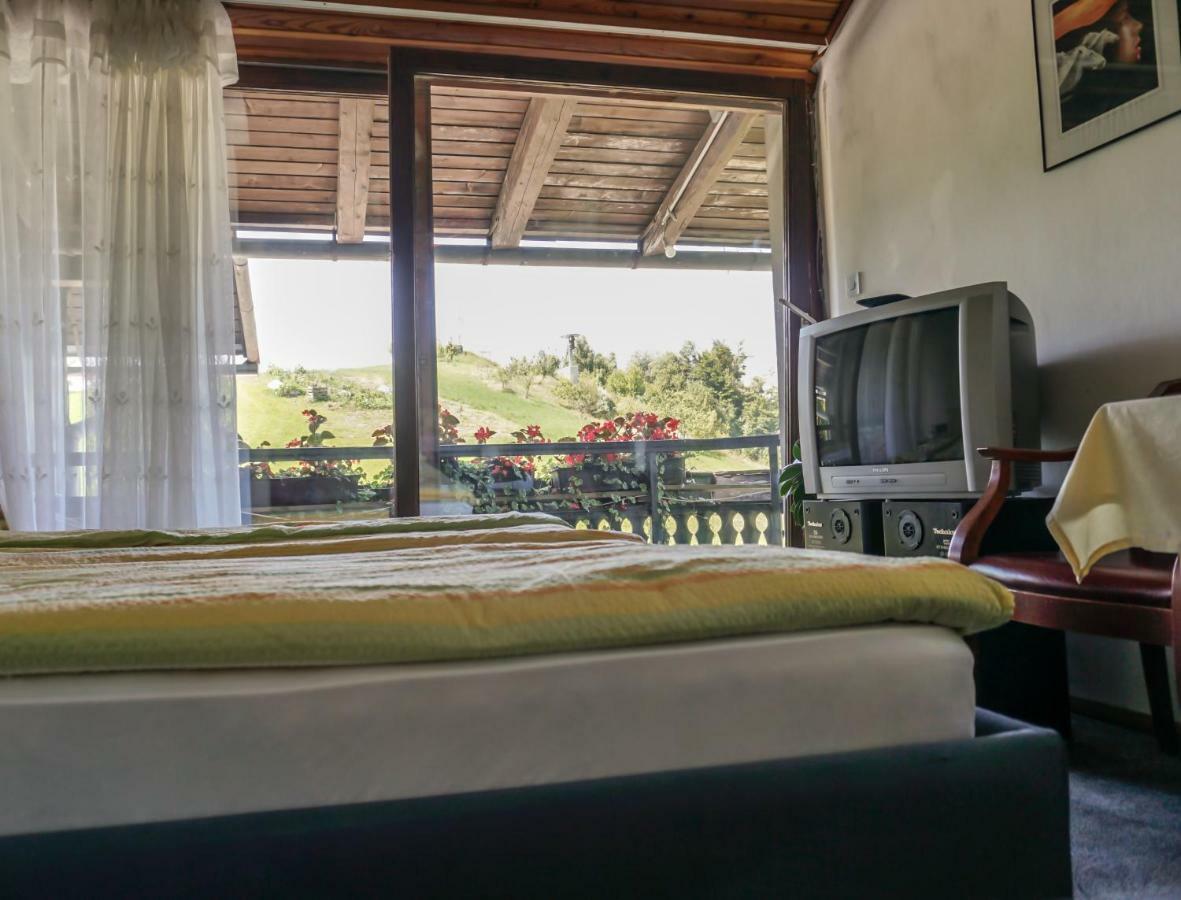 Guest House Beli Kamen Vojsko Kültér fotó